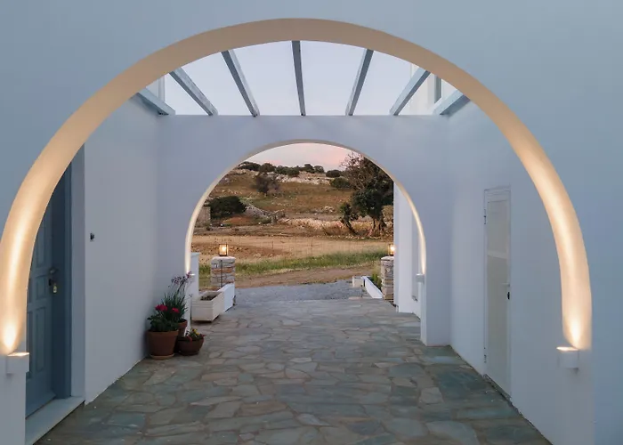 Soley Naxos * Kastrákion